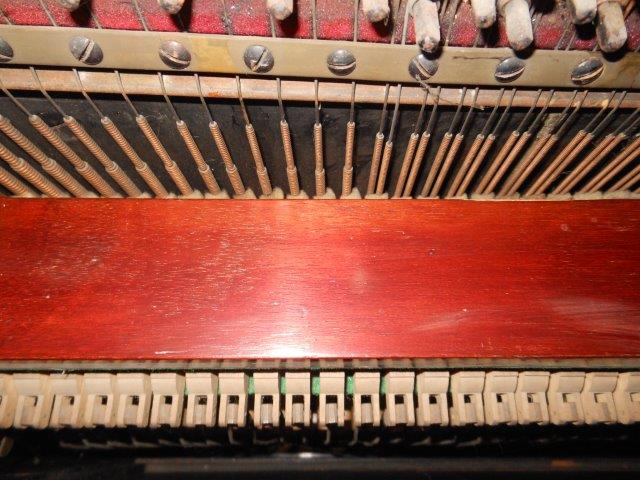 Typical Straignt strung overdamper action